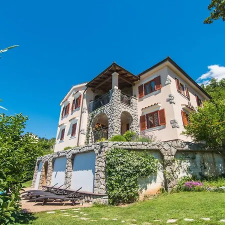 Marina Villa